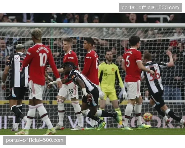 纽卡斯尔联确认核心中场吉马良斯因累计黄牌停赛一场 纽卡斯尔联确认核心中场吉马良斯因累计黄牌停赛一场