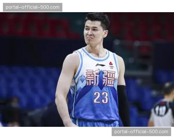 阿不都沙拉木末节4投全中独取11分,几乎凭一己之力续命 阿不都沙拉木末节4投全中独取11分,几乎凭一己之力续命